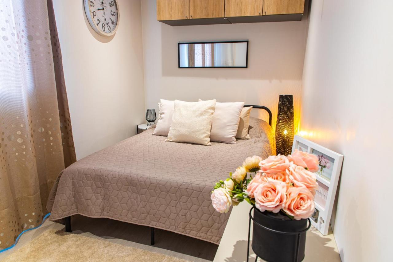 Le Victorieux - 2 Pieces -proche Paris Clichy